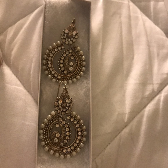 earings - Picture 4 of 4